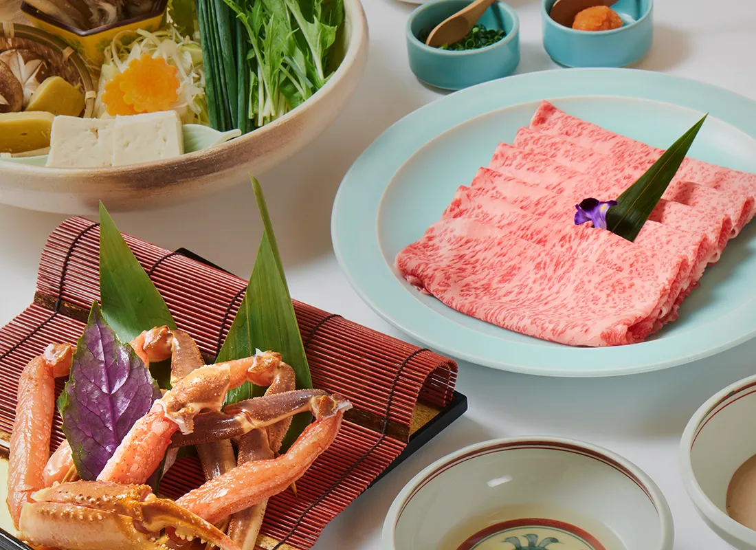 すき焼き、蟹しゃぶ料理